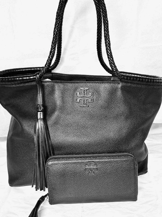 TORY BURCH Taylor Continental Wallet, Black Pebble Leather - Picture 11 of 12